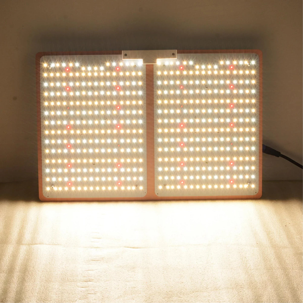 Maximize Growth Potential with Our 2000W Dimmable Full Spectrum Grow Lamp - Fluid and Long-Life for Hydroponic Plants