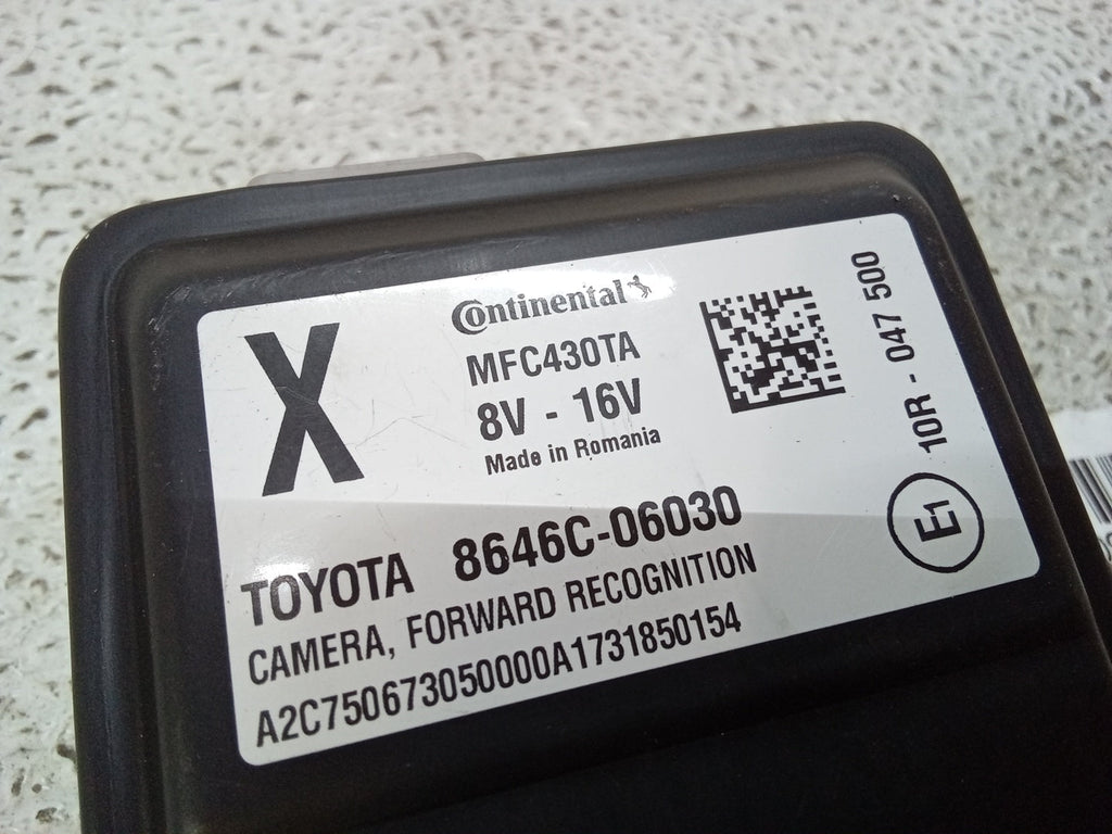 Pre-Owned 2018 Toyota Camry Front Lane Departure Warning Camera 8646C-06030 OEM (Good)