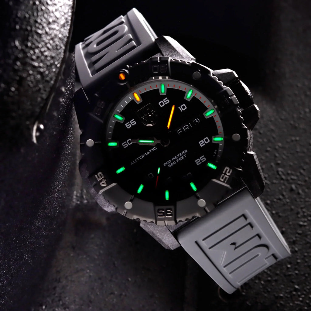 Luminox XS.3862 Men's Master Carbon Seal Grey Rubber Strap Watch